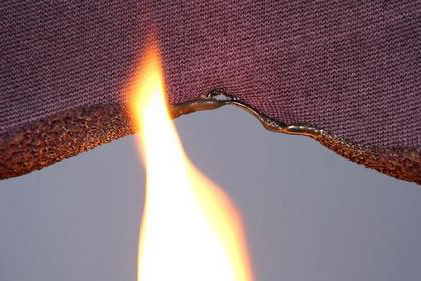 Waarom moeten vlamvertragende stoffen worden gebruikt?